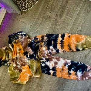 PrettyLittleThing  jogging suit